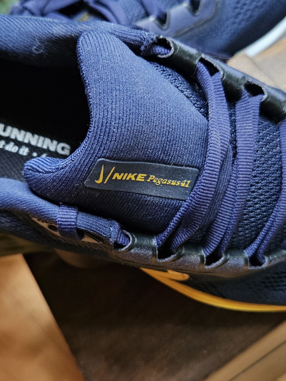 Nike Pegasus 41 Running Shoes — Navy Blue & Yellow Swoosh BNWOT - Picture 6 of 6